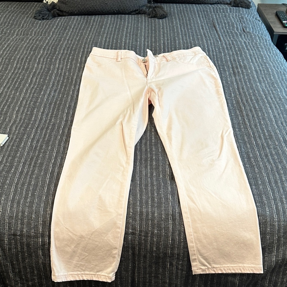 Chico's Light Pink Ankle & Cropped Jeans